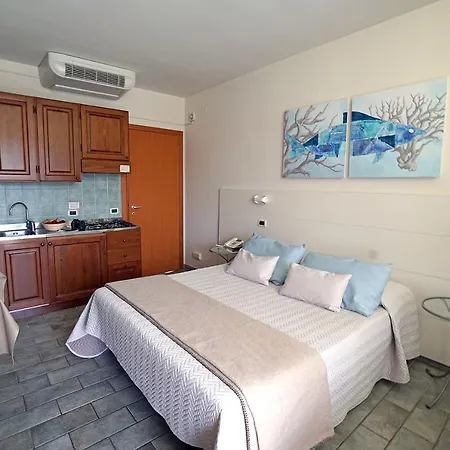 Aparthotel La Ventola 3*